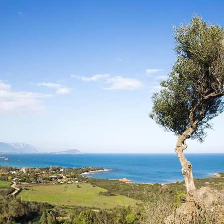 Little Treasure Bari Sardo